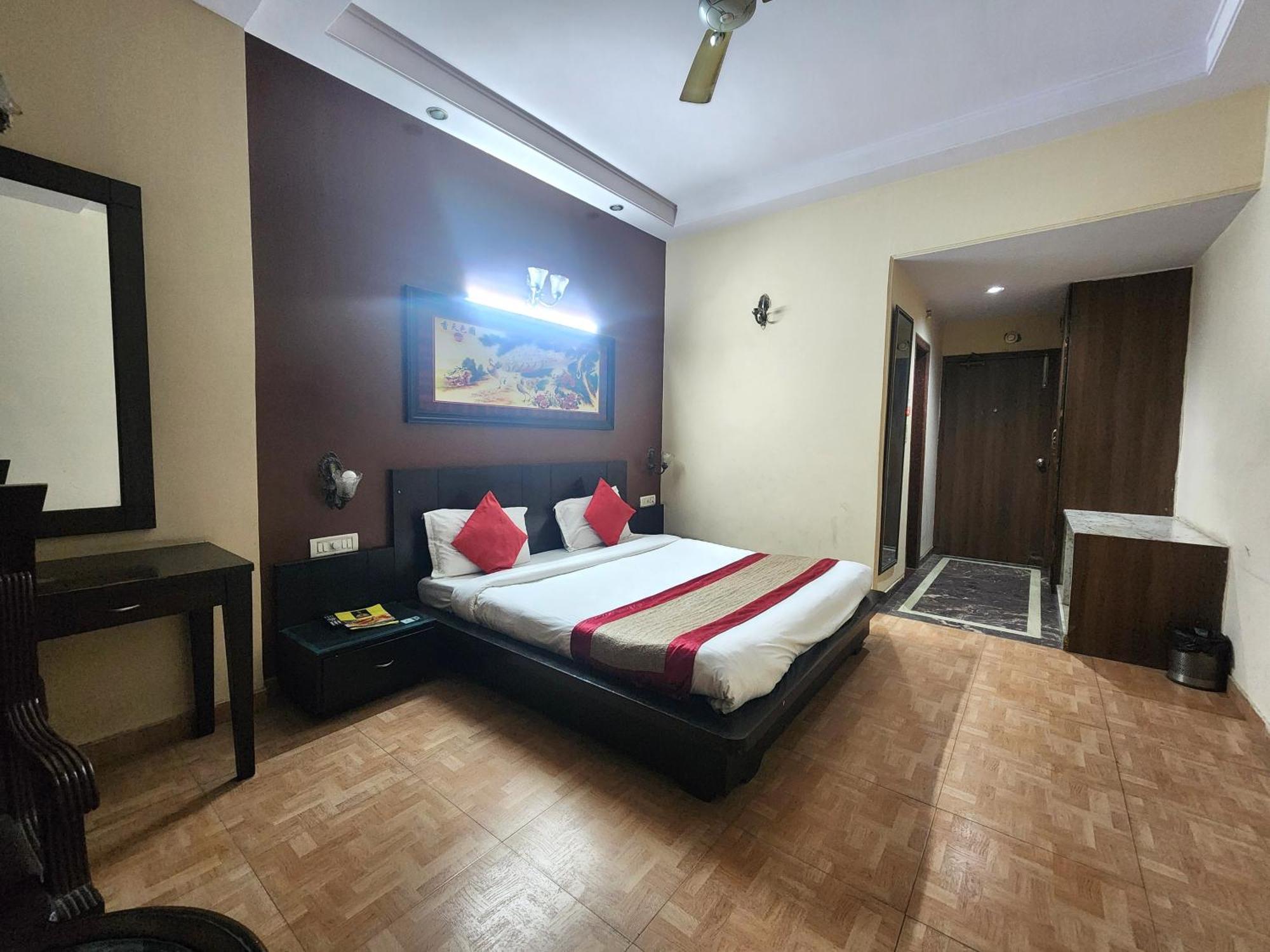 Hotel Mid Town Delhi  Eksteriør billede