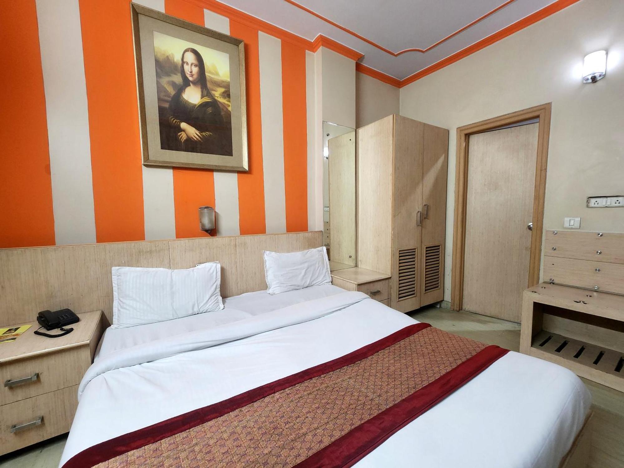 Hotel Mid Town Delhi  Eksteriør billede