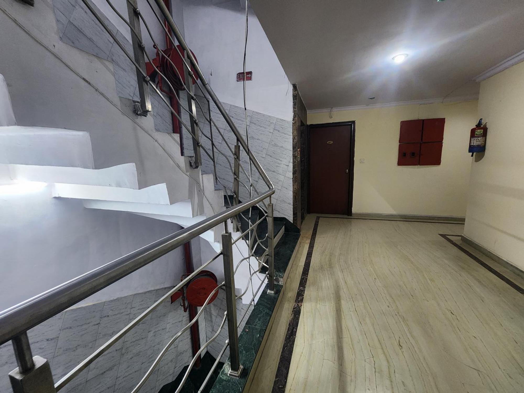 Hotel Mid Town Delhi  Eksteriør billede
